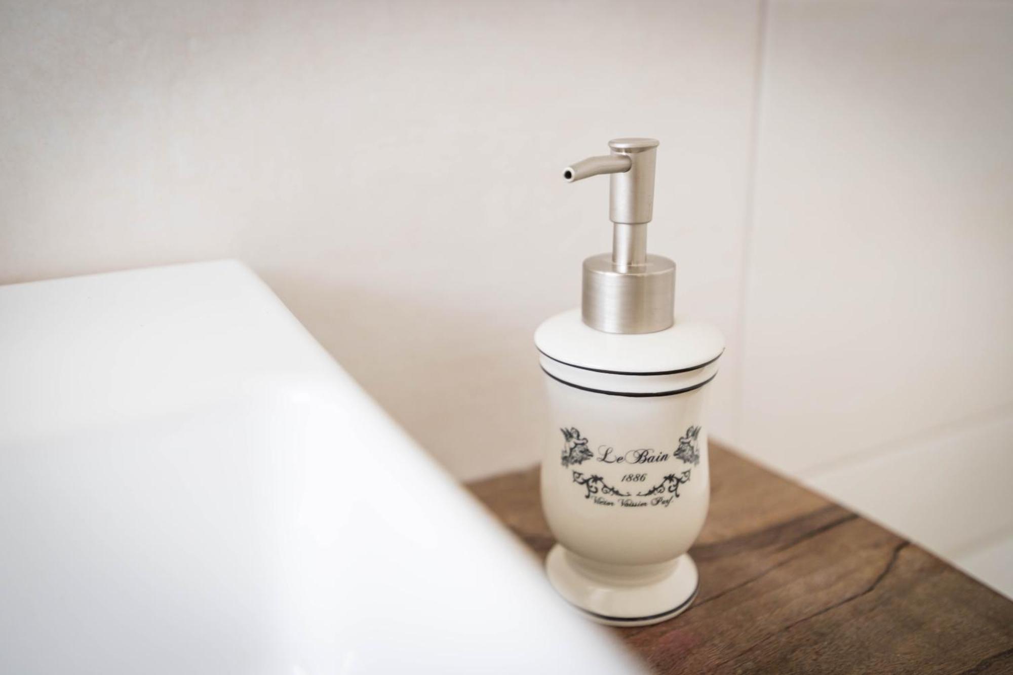 Romantik-Home Nordelsass - Ferienwohnung Fuer Selbstversorger Oberhoffen-les-Wissembourg ภายนอก รูปภาพ